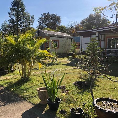 มุกดาสวรรค์ รีสอร์ท - Mukda Sawan Resort Mukdahan Kültér fotó