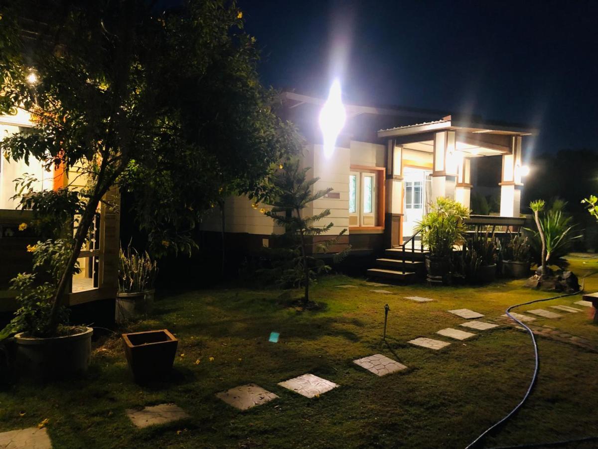 มุกดาสวรรค์ รีสอร์ท - Mukda Sawan Resort Mukdahan Kültér fotó