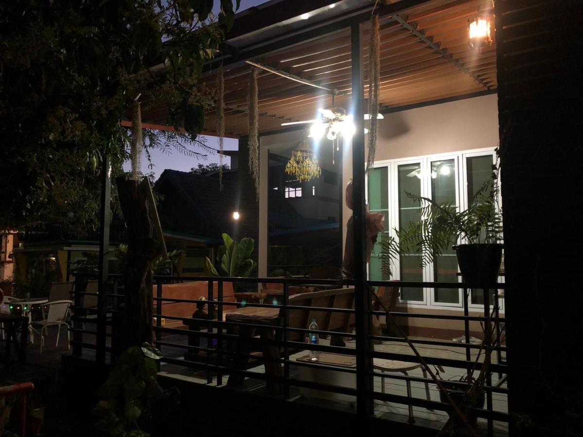 มุกดาสวรรค์ รีสอร์ท - Mukda Sawan Resort Mukdahan Kültér fotó